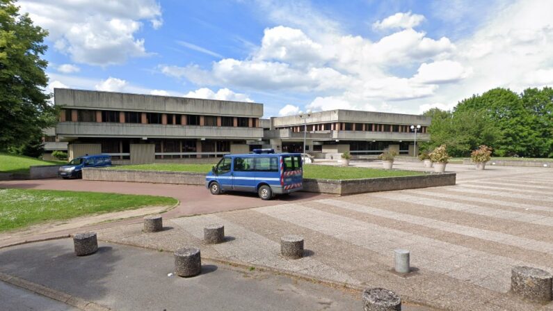 Tribunal de Senlis - Google maps