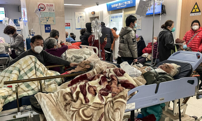 Hôpital Tongren à Shanghai, en Chine, le 3 janvier 2023. (Hector Retamal/AFP via Getty Images)