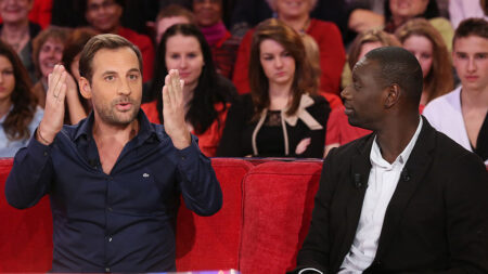 «Je ne suis plus dans sa vie, il n’est plus dans la mienne»: Omar Sy se confie sur sa relation avec Fred Testot