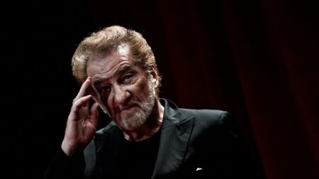 «On n’est pas près de me voir sur scène»: Eddy Mitchell ne fera plus de concerts mais continue la musique