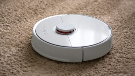 Les robots aspirateurs Roomba d’Amazon prenaient des photos et les diffusaient sur Internet