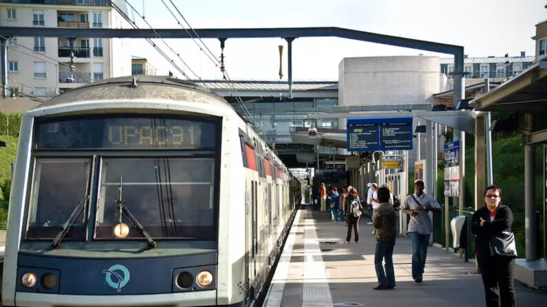 Les gains d’accessibilité liés au développement des transports en commun sont contrés par d'autres dynamiques socio-économiques.(Photo Tmb2610 / Flickr)