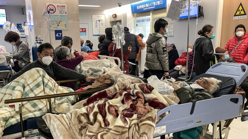 L'hôpital Tongren à Shanghai, le 3 janvier 2023. (Hector Retamal/AFP via Getty Images)