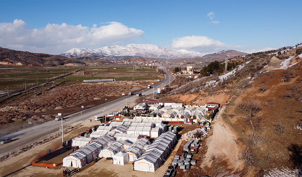 L'hôpital de campagne français de Golbasi, près d'Adiyaman, plus d'une semaine après le séisme de magnitude 7,8 qui a frappé le sud-est du pays. (HASSAN AYADI/AFP via Getty Images)