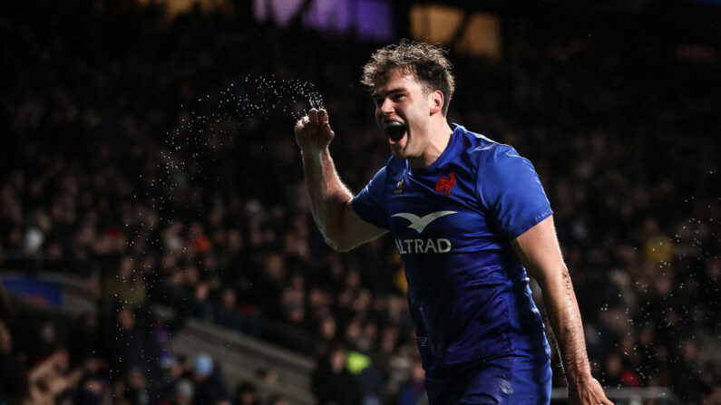 Damian Penaud a inscrit deux essais lors du succès historique du XV de France face à l’Angleterre, ce samedi 11 mars. (Photo by Ryan Pierse/Getty Images)