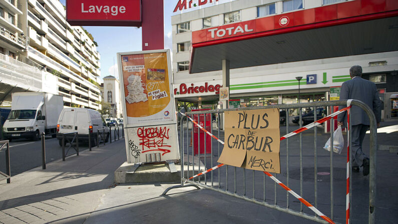 (BERTRAND LANGLOIS/AFP via Getty Images)