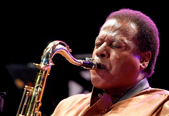 Wayne Shorter, un rêveur qui a traversé soixante ans d'histoire du jazz, est mort à à 89 ans. (SÉBASTIEN NOGIER/AFP via Getty Images)