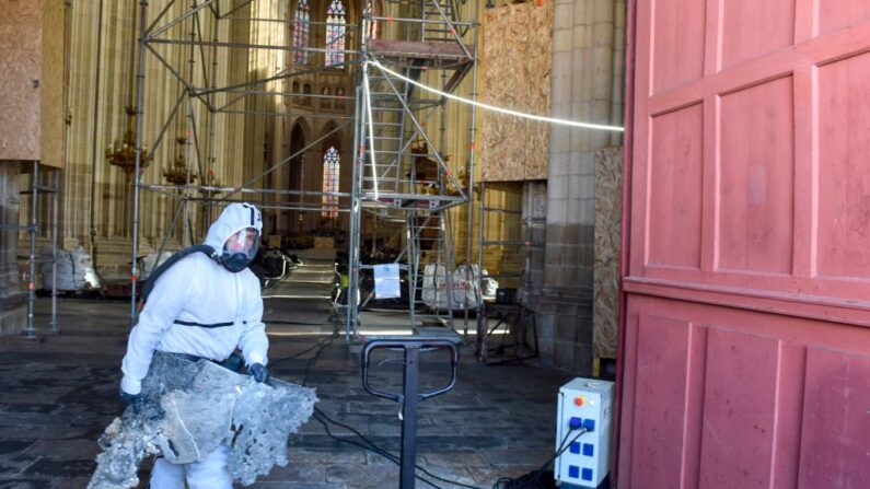 La cathédrale de Nantes, gravement endommagée par un incendie en juillet 2021. (Photo SEBASTIEN SALOM-GOMIS/AFP via Getty Images)