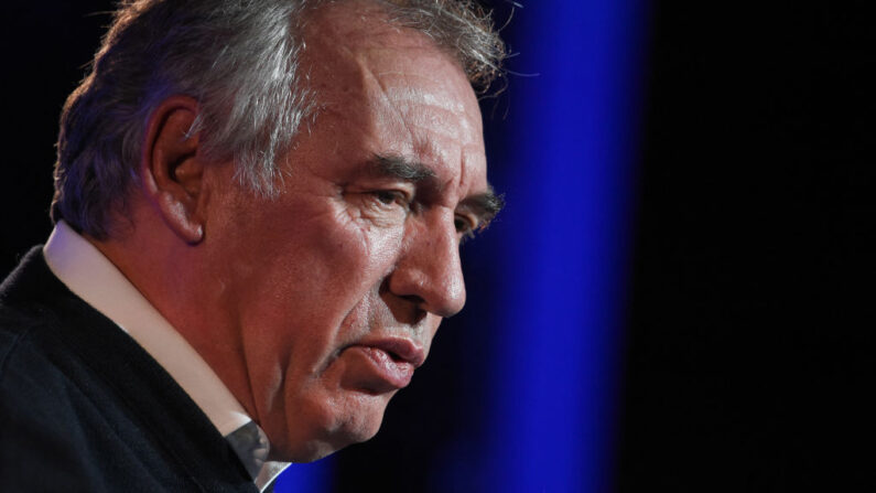 François Bayrou va devoir s'expliquer devant a justice. (SEBASTIEN SALOM-GOMIS/AFP via Getty Images)