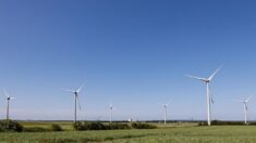 Eure-et-Loir: une éolienne détruite par un incendie à Châtenay