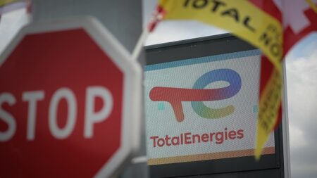 Retraites: la raffinerie TotalEnergies de Normandie «sera arrêtée» dès ce week-end, selon la CGT