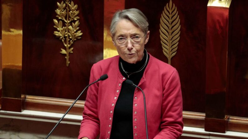 « Aucun groupe d'opposition n’est prêt à voter ce projet de loi de finances. Or, notre pays a besoin de ce budget », a déclaré la Première ministre Élisabeth Borne. (Photo GEOFFROY VAN DER HASSELT/AFP via Getty Images)