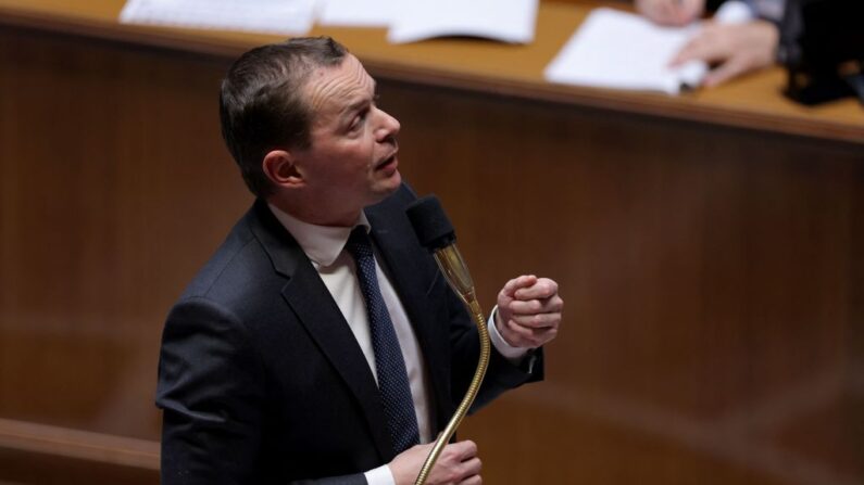 Le ministre du Travail Olivier Dussopt. (Photo by THOMAS SAMSON/AFP via Getty Images)