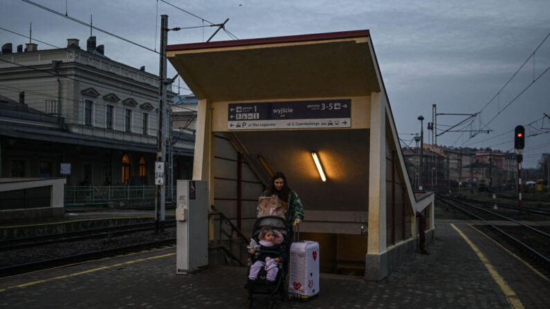 "Le pack nouveau départ", un dispositif pour venir en aide aux femmes qui quittent un conjoint violent. (Photo by Omar Marques/Getty Images)