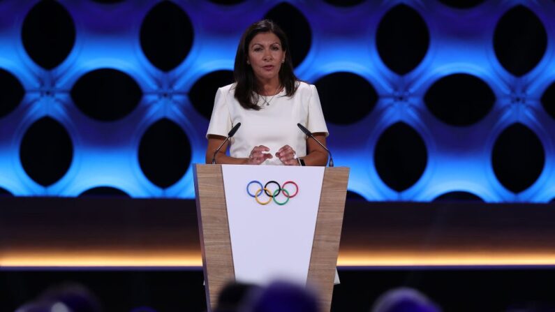 La maire de Paris, Anne Hidalgo, s'exprime lors de la 131e session du CIO - Annonce des hôtes des Jeux olympiques de 2024 et 2028 au Centre des congrès de Lima, le 13 septembre 2017 à Lima, au Pérou.(Crédit photo Buda Mendes/Getty Images)