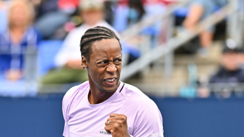  Le Français Gaël Monfils, de retour à la compétition début mars après sept mois d'absence, a gagné son premier match depuis mi-août dernier.  (Photo by Minas Panagiotakis/Getty Images)