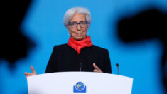 Crise bancaire: selon Christine Lagarde, la BCE n’envisage pas de baisser ses taux