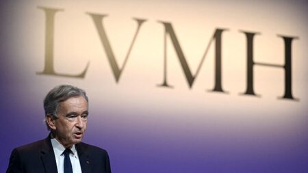 JO-2024: un contrat de sponsoring de LVMH est «en discussion», selon Bernard Arnault