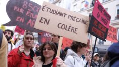 Retraites: nouveaux blocages de lycées et facultés