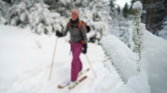 «Je me suis dit ‘non, tu ne vas pas crever là’»: coincée dans une cabane sous la neige, une skieuse s’en sort