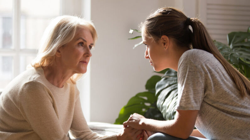 Le pardon est la clé qui vous permettra de retrouver la paix nécessaire pour soulager durablement les blessures du passé.(fizkes/Shutterstock) 