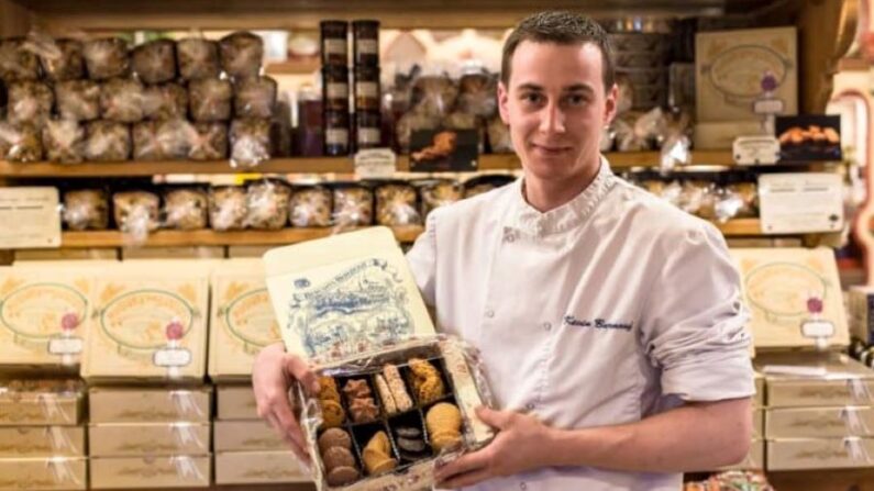 Kévin Burnouf représente la 5e génération de biscuitiers de la famille Burnouf. Il nous ouvre les portes de la Maison du biscuit, à Sortosville-en-Beaumont, un lieu incontournable du Cotentin.(Photo© Kévin Burnouf/La Maison du biscuit)