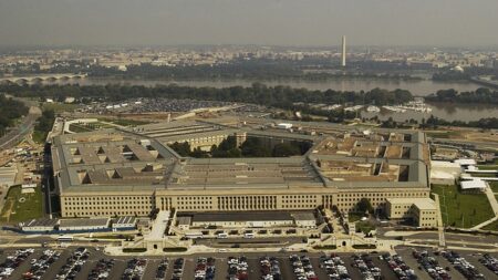 Un membre d’une base militaire à l’origine de la fuite de documents confidentiels américains