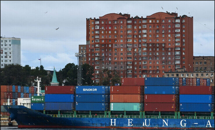 Le terminal à conteneurs du port de Vladivostok, à l'extrême est de la Russie, le 5 septembre 2022. (Kirill Kudryavtsev/AFP via Getty Images)