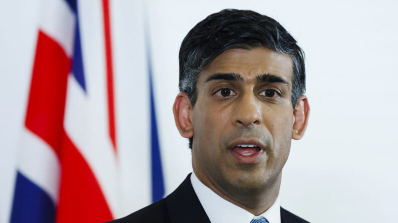 Le Premier ministre britannique Rishi Sunak s'exprime lors d'une conférence de presse à l'issue du sommet du G-7 à Hiroshima, au Japon, le 21 mai 2023. (Issei Kato - Pool/Getty Images)