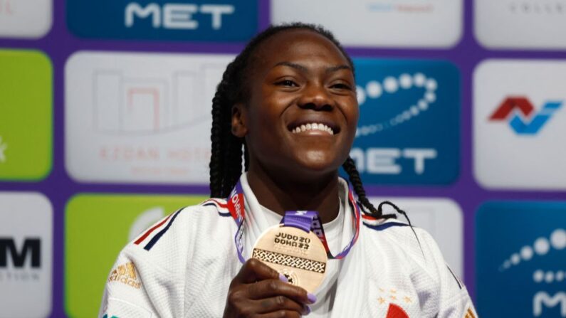 La Française Clarisse Agbégnénou s'est offert à 30 ans une sixième couronne mondiale dans la catégorie des -63 kg.(Photo by KARIM JAAFAR/AFP via Getty Images)