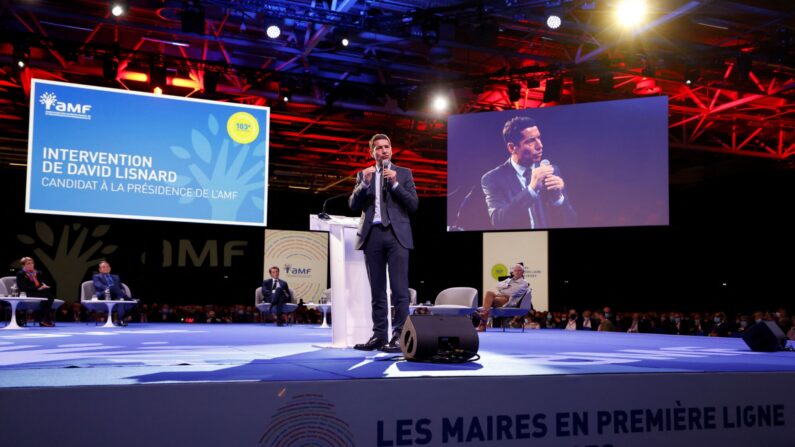 Dans un entretien accordé au Figaro au début de ce mois d’avril, le président de l’association des maires de France David Lisnard déclarait que les démissions d’élus locaux atteignaient un niveau jamais vu. (Photo LUDOVIC MARIN/AFP via Getty Images)