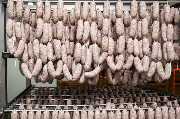 Les nitrites sont responsable de la belle couleur rose de la charcuterie. (BERTRAND GUAY/AFP via Getty Images)