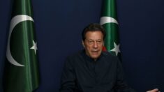 Pakistan: Imran Khan dit n’avoir «aucun dialogue» avec l’armée depuis son arrestation