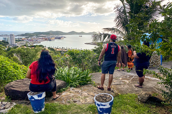 La Vierge du Pacifique à Nouméa, le 19 mai 2023, après le tremblement de terre qui a frappé l'île. (MATHURIN DEREL/AFP via Getty Images)