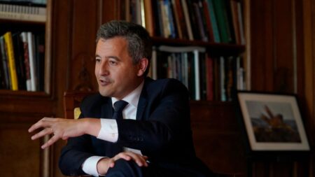 Le ministre de l’Intérieur Gérald Darmanin sort du bois pour la présidentielle de 2027