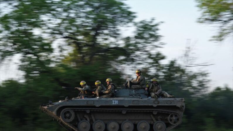 « Nous sommes en train de retirer les unités de Bakhmout aujourd'hui. D'ici au 1er juin la majeure partie se réinstallera dans des bases de l'arrière» déclare le patron de Wagner, Evguéni Prigojine. (Photo SERGEY SHESTAK/AFP via Getty Images)