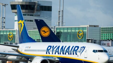 Ryanair commande 300 Boeing 737-MAX-10 pour 40 milliards de dollars