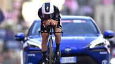 Tour d’Italie : Remco Evenepoel se pare de rose d’entrée