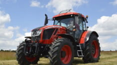 Alcoolisé et en colère, un individu percute un bar éphémère à Vic-Fezensac au volant d’un engin agricole