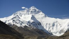 Everest : un mystère vieux de 100 ans bientôt résolu après la découverte du pied d’un alpiniste britannique disparu ?