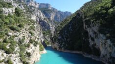 Gorges du Verdon: une femme de 32 ans fait une chute de 15 mètres avant de tomber dans un cours d’eau