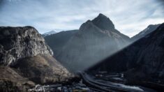 Le chantier de la ligne ferroviaire Lyon-Turin: une longue bataille