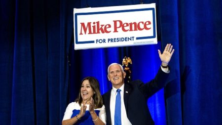 L’ancien vice-président Mike Pence officialise sa candidature à la Maison Blanche