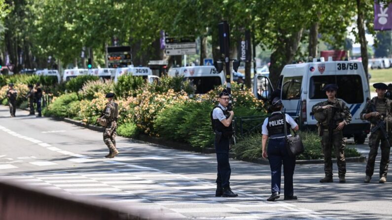 (OLIVIER CHASSIGNOLE/AFP via Getty Images)