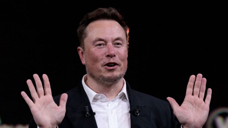 Elon Musk lors du salon Vivatech des startups technologiques et de l'innovation, au parc des expositions de la Porte de Versailles à Paris, le 16 juin 2023. (Photo JOEL SAGET/AFP via Getty Images)