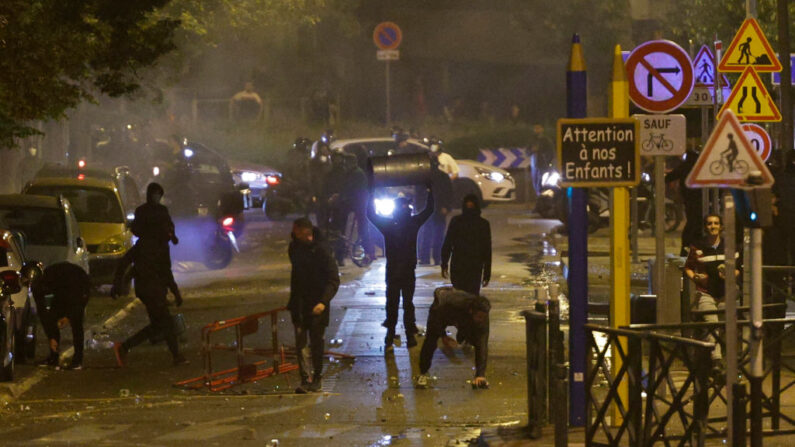 Émeutes à Nanterre le 28 juin 2023. (Photo GEOFFROY VAN DER HASSELT/AFP via Getty Images)