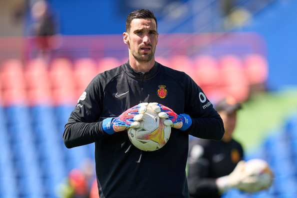 Le deuxième gardien de but du Paris Saint-Germain, Sergio Rico. (Angel Martinez/Getty Images)