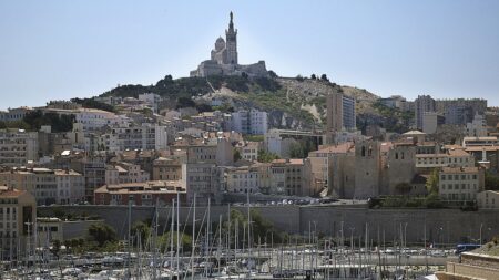 Rassemblement à Marseille en soutien aux familles des victimes des règlements de compte