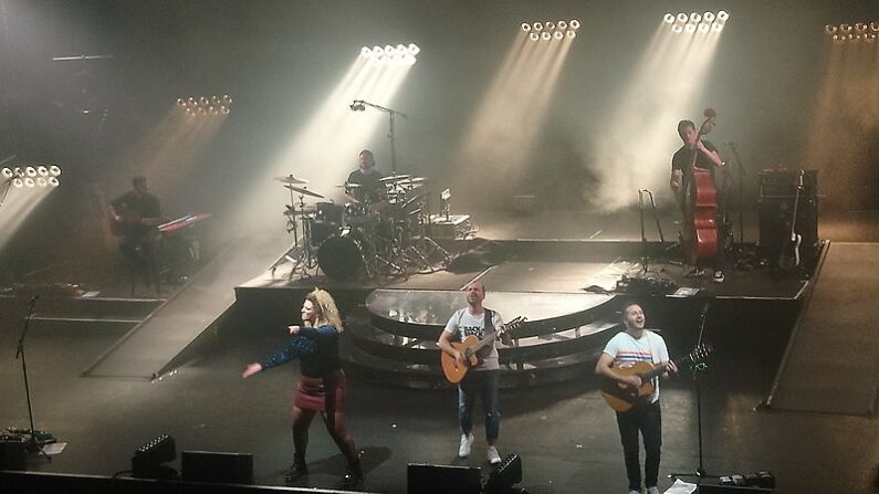 Le groupe Trois Cafés Gourmands à l'Olympia, le 2 décembre 2019. (ChandelleDorion/Wikimédia)