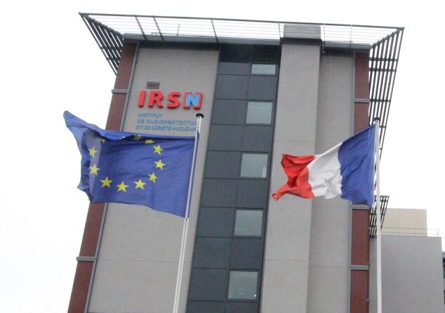 Le siège de l'Institut de radioprotection et de sûreté nucléaire (IRSN) à Fontenay-aux-Roses, au sud de Paris. (Photo PIERRE VERDY/AFP via Getty Images).